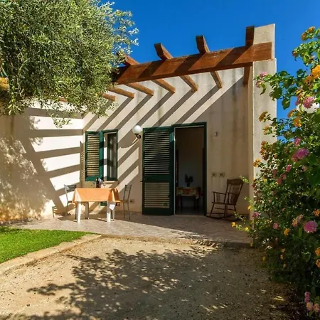 Lejlighed In Mit Gemeinschaftlichem Pool- Grill Und Garten By Interhome *