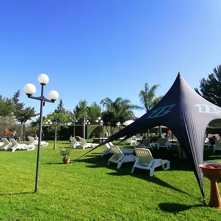 In Mit Gemeinschaftlichem Pool- Grill Und Garten By Interhome