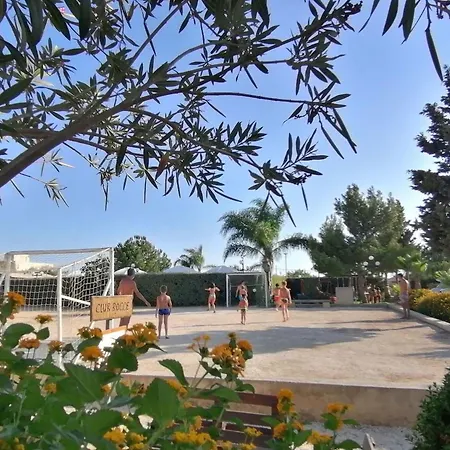 Apartman In Mit Gemeinschaftlichem Pool- Grill Und Garten By Interhome *