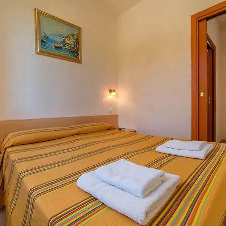 Apartman In Mit Gemeinschaftlichem Pool- Grill Und Garten By Interhome Marsala