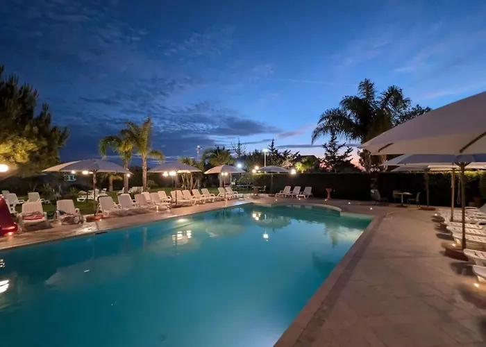 In Mit Gemeinschaftlichem Pool- Grill Und Garten By Interhome *