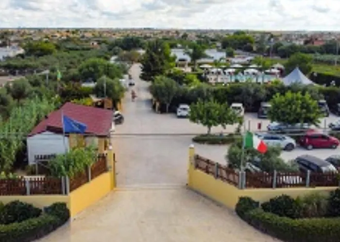 In Mit Gemeinschaftlichem Pool- Grill Und Garten By Interhome Marsala