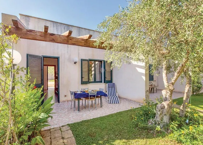 In Mit Gemeinschaftlichem Pool- Grill Und Garten By Interhome